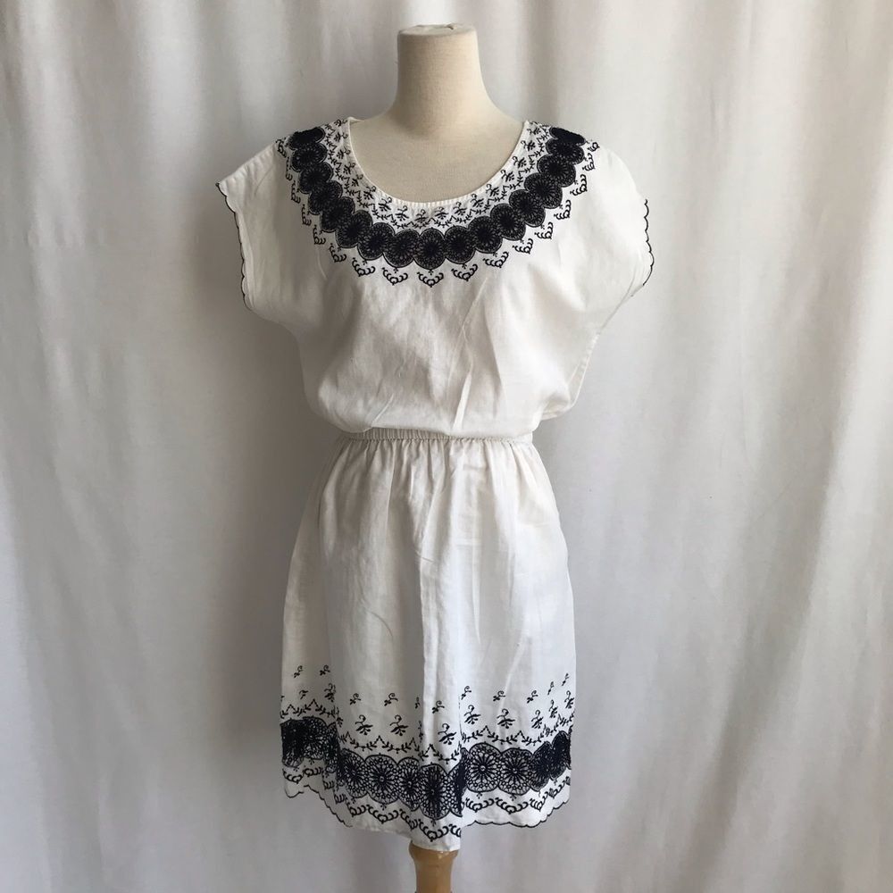 J.Crew Embroidered Linen Blend Mini Dress European Coastal Summer Resort XXS - Picture 3 of 14